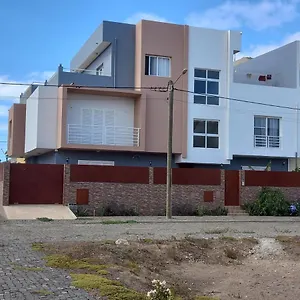  Pensión Nifa House