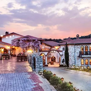 https://yedi-bilgeler-vineyards.aegeanhotels.net